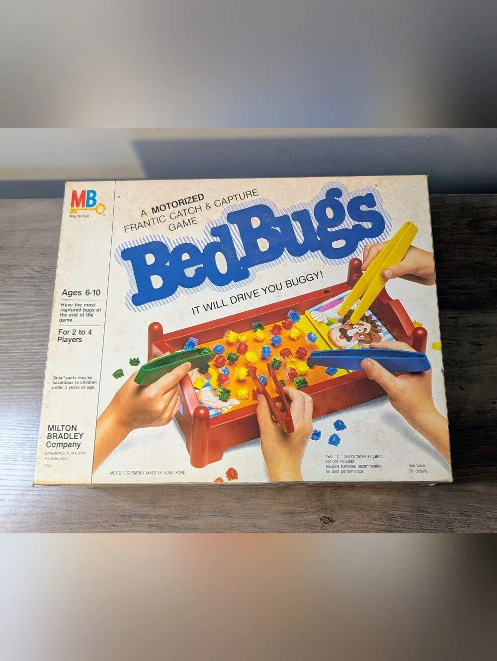 VTG 1985 Milton Bradley Bed Bugs Motorized Game Complete With Box Tested Working